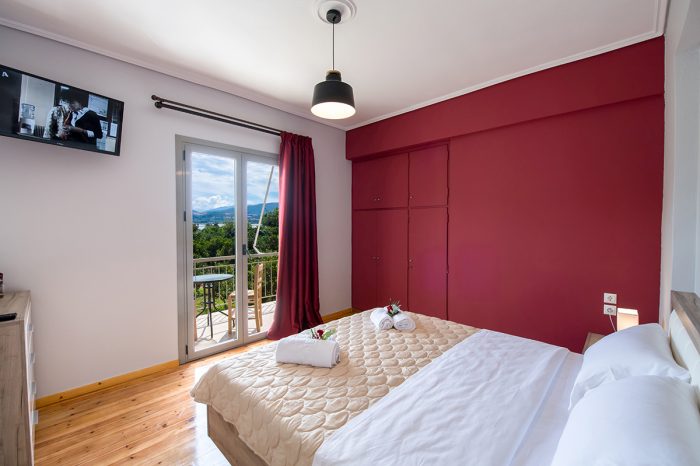 magicians-apartments-lefkada-kaligoni-bedroom-bed-double